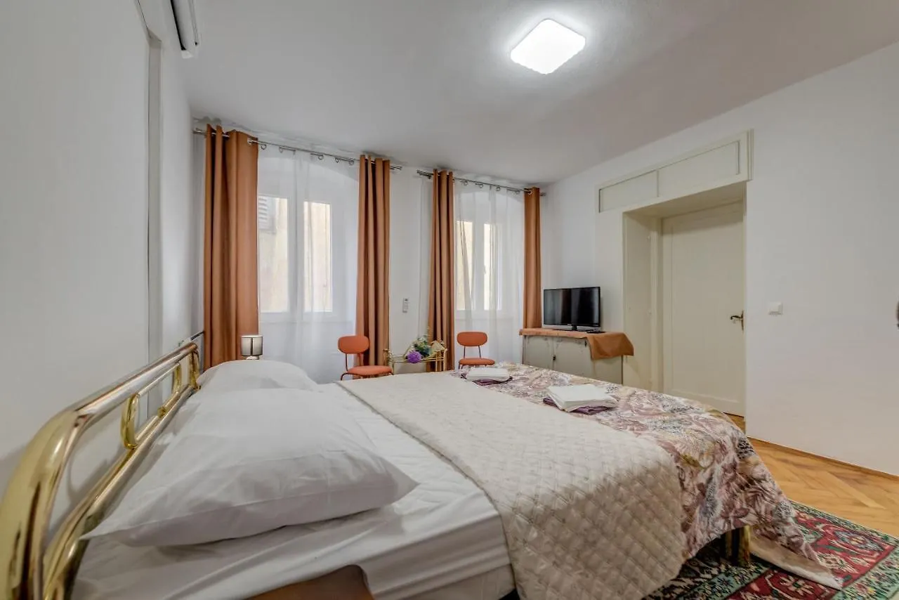 Apartment Mirta 斯普利特