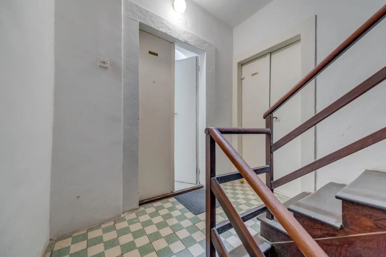 Apartment Mirta Split 0*,